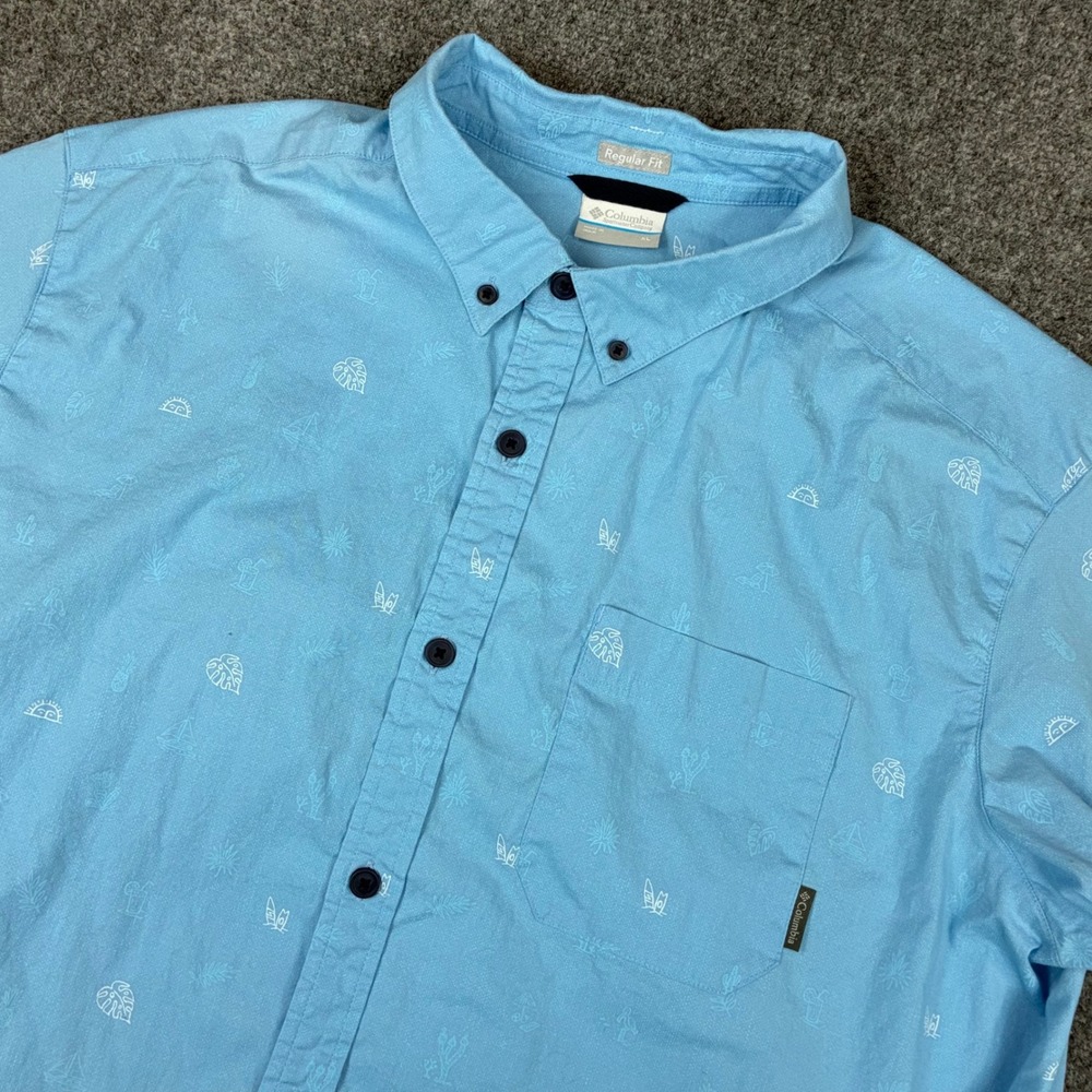 Columbia Mens Size XL Blue Tropical Beach Print Short Sleeve Button Down Shirt